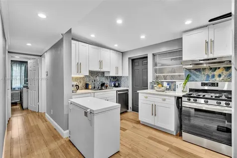 1510 NW 11th Place Fort Lauderdale FL 33311