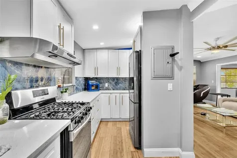 1510 NW 11th Place Fort Lauderdale FL 33311