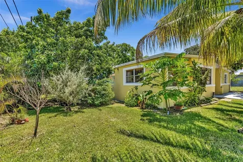 1510 NW 11th Place Fort Lauderdale FL 33311