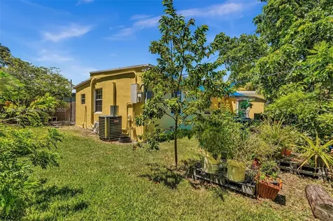 1510 NW 11th Place Fort Lauderdale FL 33311