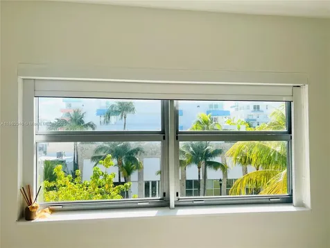 240 Collins Avenue Miami Beach FL 33139