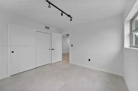 240 Collins Avenue Miami Beach FL 33139