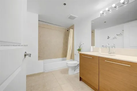 2681 N Flamingo Road Sunrise FL 33323
