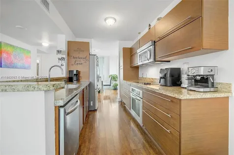 2681 N Flamingo Road Sunrise FL 33323