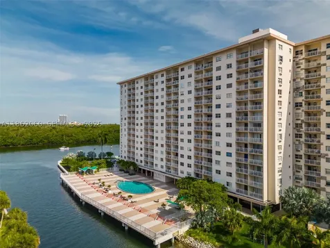 400 Kings Point Drive Sunny Isles Beach FL 33160