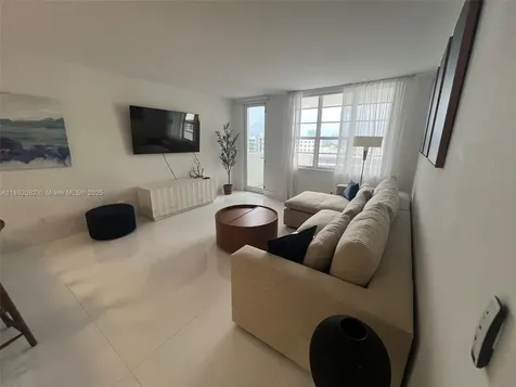 100 Lincoln Road Miami Beach FL 33139
