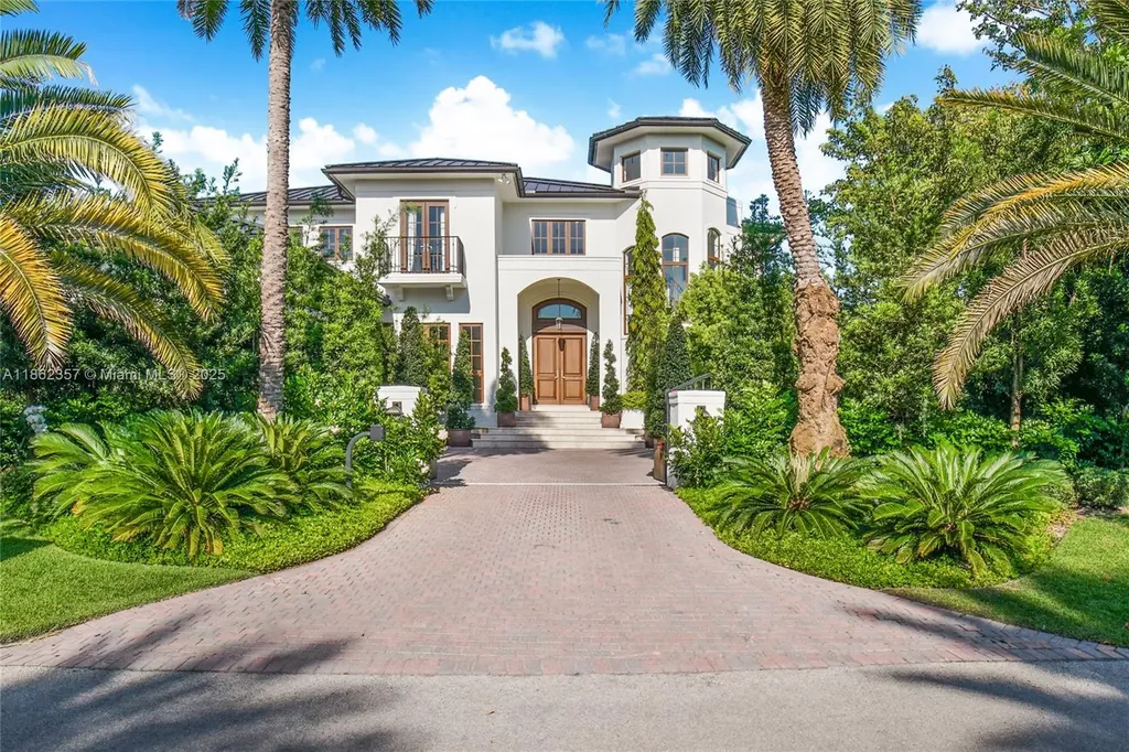 365 Gulf Road Key Biscayne FL 33149