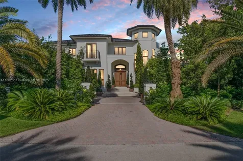 365 Gulf Road Key Biscayne FL 33149