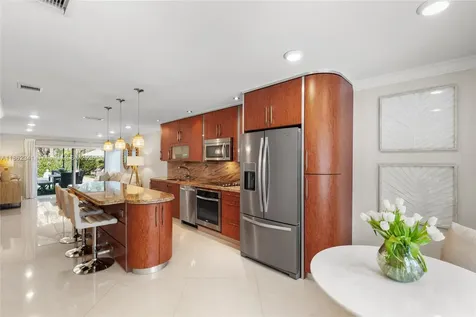 1105 Pin Oak Street Hollywood FL 33019