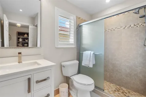 1105 Pin Oak Street Hollywood FL 33019