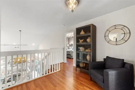 1105 Pin Oak Street Hollywood FL 33019