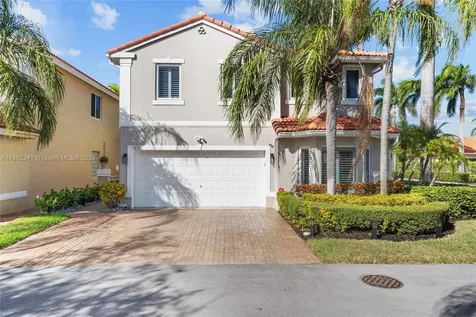 1105 Pin Oak Street Hollywood FL 33019