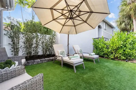 1105 Pin Oak Street Hollywood FL 33019