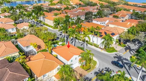 1105 Pin Oak Street Hollywood FL 33019