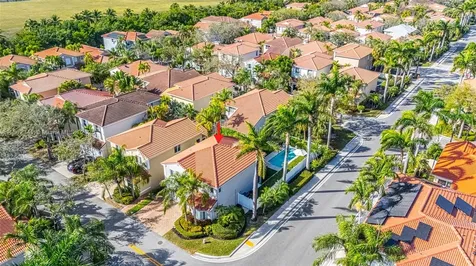 1105 Pin Oak Street Hollywood FL 33019