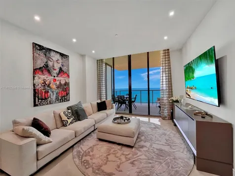 Bal Harbour FL 33154