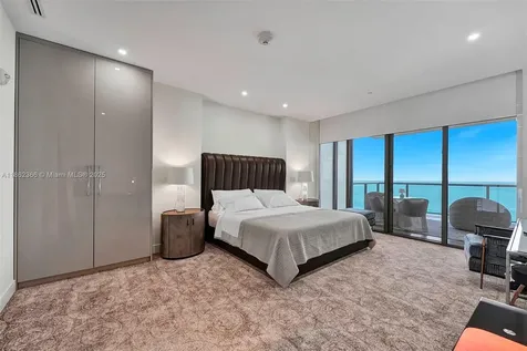 Bal Harbour FL 33154