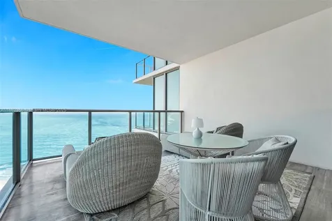 Bal Harbour FL 33154