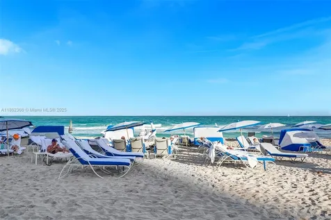 Bal Harbour FL 33154