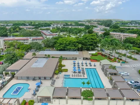 2405 Antigua Circle Coconut Creek FL 33066