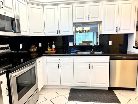2405 Antigua Circle Coconut Creek FL 33066