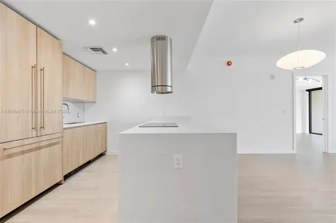 9901 W Bay Harbor Drive Bay Harbor Islands FL 33154