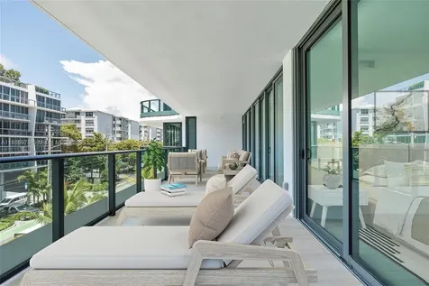 9901 W Bay Harbor Drive Bay Harbor Islands FL 33154