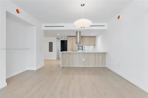 9901 W Bay Harbor Drive Bay Harbor Islands FL 33154