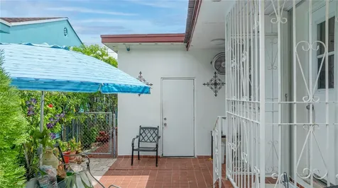 926 NW 24th Court Miami FL 33125