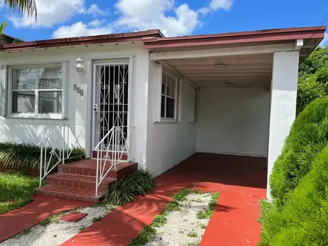 926 NW 24th Court Miami FL 33125