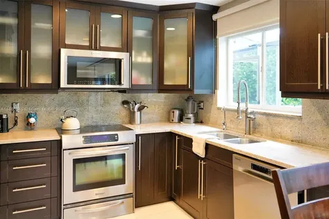 9725 SW 155th Court Miami FL 33196