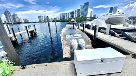 4041 Island Estate Aventura FL 33160