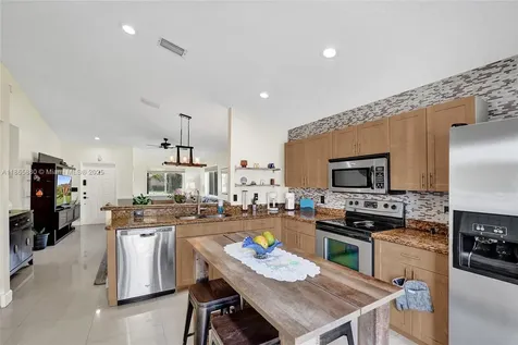 20839 NW 1st Street Pembroke Pines FL 33029
