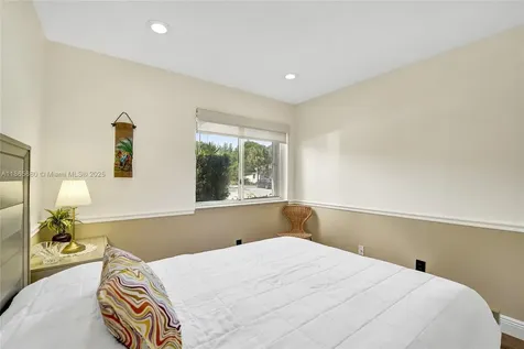 20839 NW 1st Street Pembroke Pines FL 33029