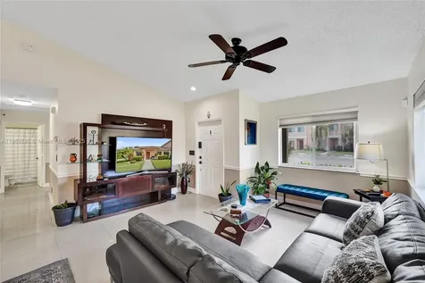 20839 NW 1st Street Pembroke Pines FL 33029