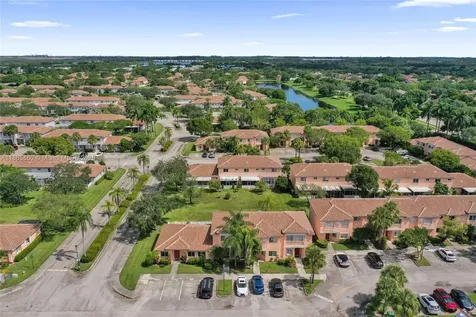 20839 NW 1st Street Pembroke Pines FL 33029