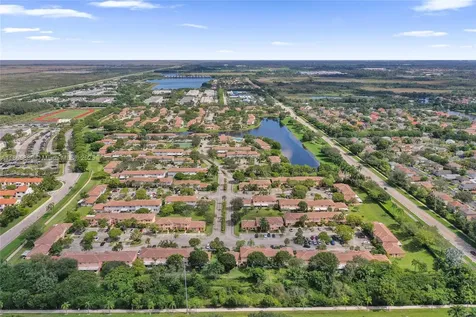 20839 NW 1st Street Pembroke Pines FL 33029