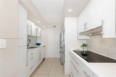6917 Collins Avenue Miami Beach FL 33141