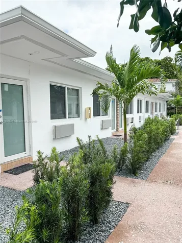 800 85th Street Miami Beach FL 33141