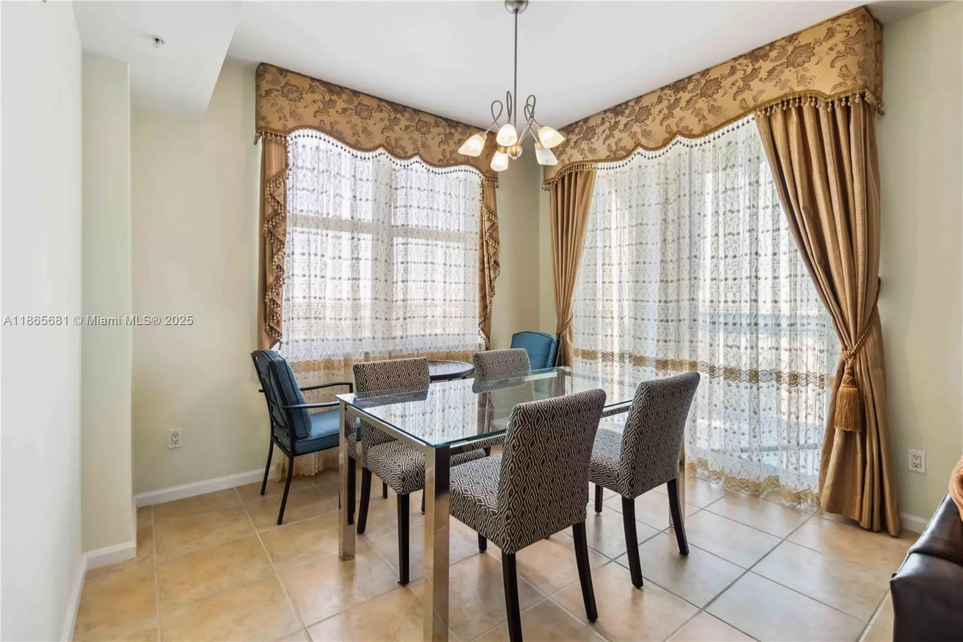 511 SE 5th Avenue Fort Lauderdale FL 33301