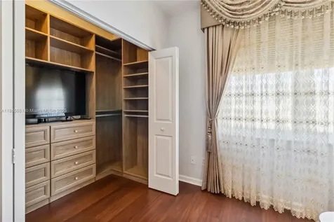 511 SE 5th Avenue Fort Lauderdale FL 33301