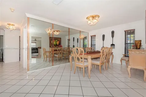 13137 SW 3rd Street Miami FL 33184