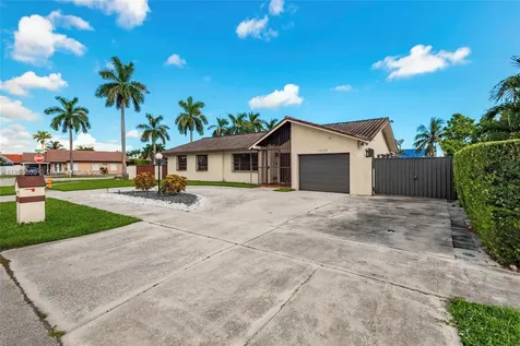 13137 SW 3rd Street Miami FL 33184