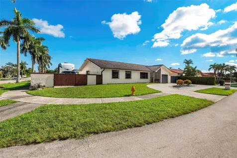 13137 SW 3rd Street Miami FL 33184