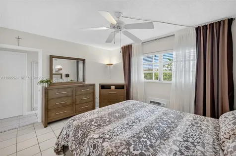 16901 NE 13th Avenue Miami FL 33162