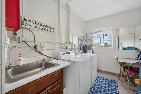 16901 NE 13th Avenue Miami FL 33162
