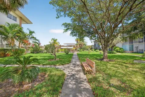 16901 NE 13th Avenue Miami FL 33162