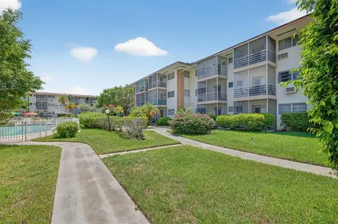 16901 NE 13th Avenue Miami FL 33162
