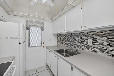 16901 NE 13th Avenue Miami FL 33162