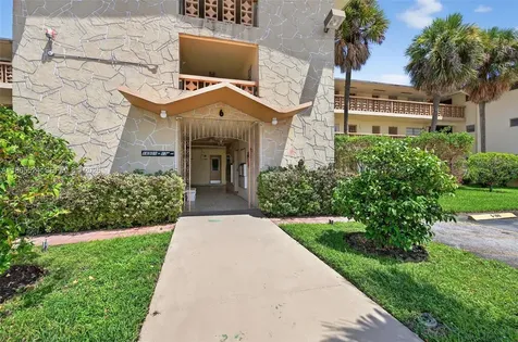 16901 NE 13th Avenue Miami FL 33162